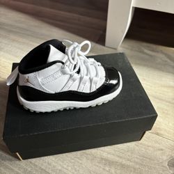 Jordan 11 Retro Kids 7c