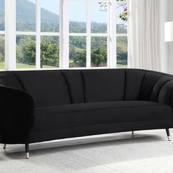 Midnight Black Contemporary Sofa W/2 Throw Pillows