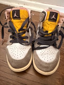 Air Jordan 1 High-Top Sneakers