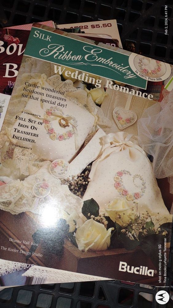 Wedding Craft Instruction magazines /Books 