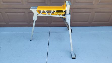 ROCKWELL JAWHORSE
Portable Clamping Workstation with foot pedal technology.
Location: SW Cape Coral, near Farmer Joe's.