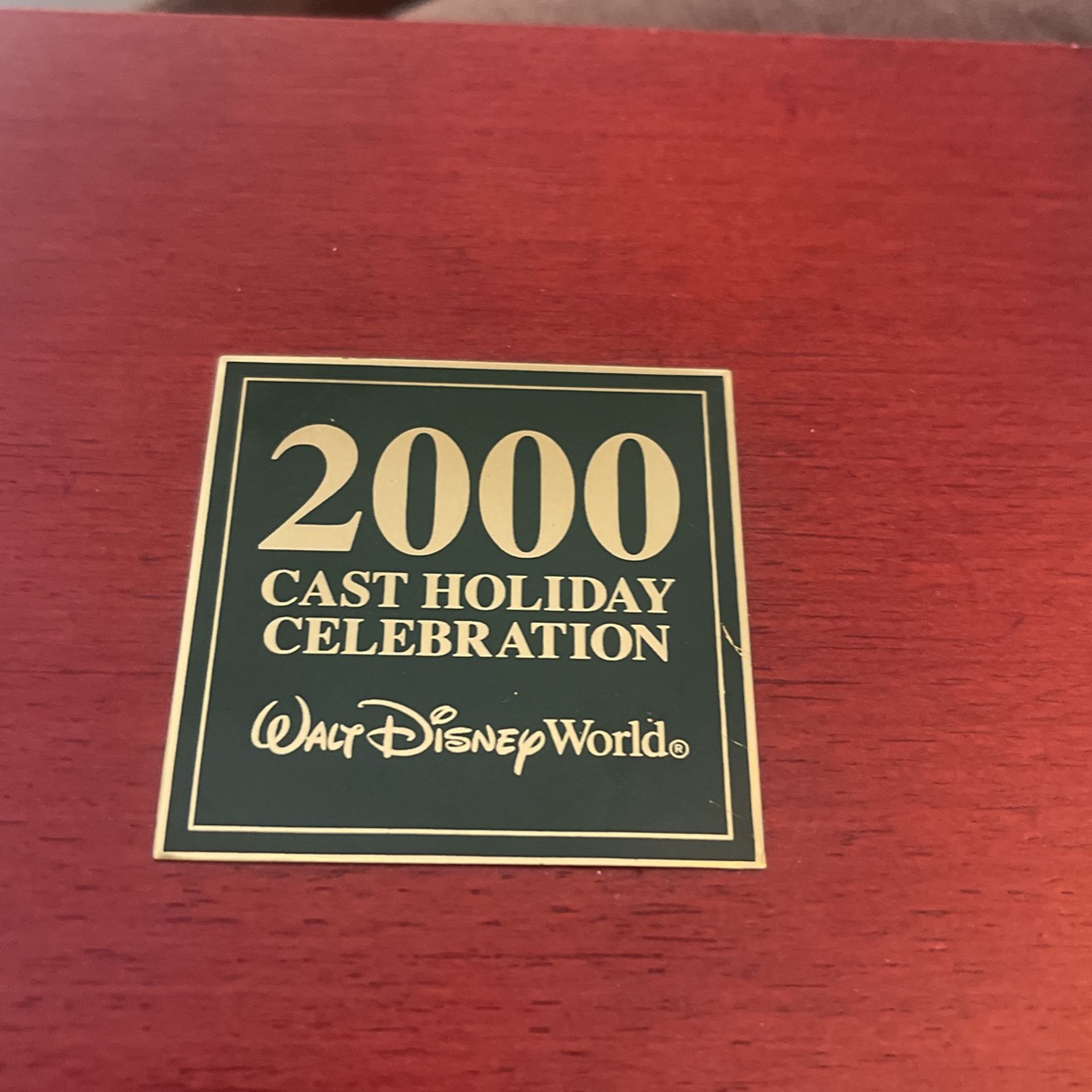 Walt Disney World 2000 Cast Holiday Celebration Pin Set in Wooden Display Box