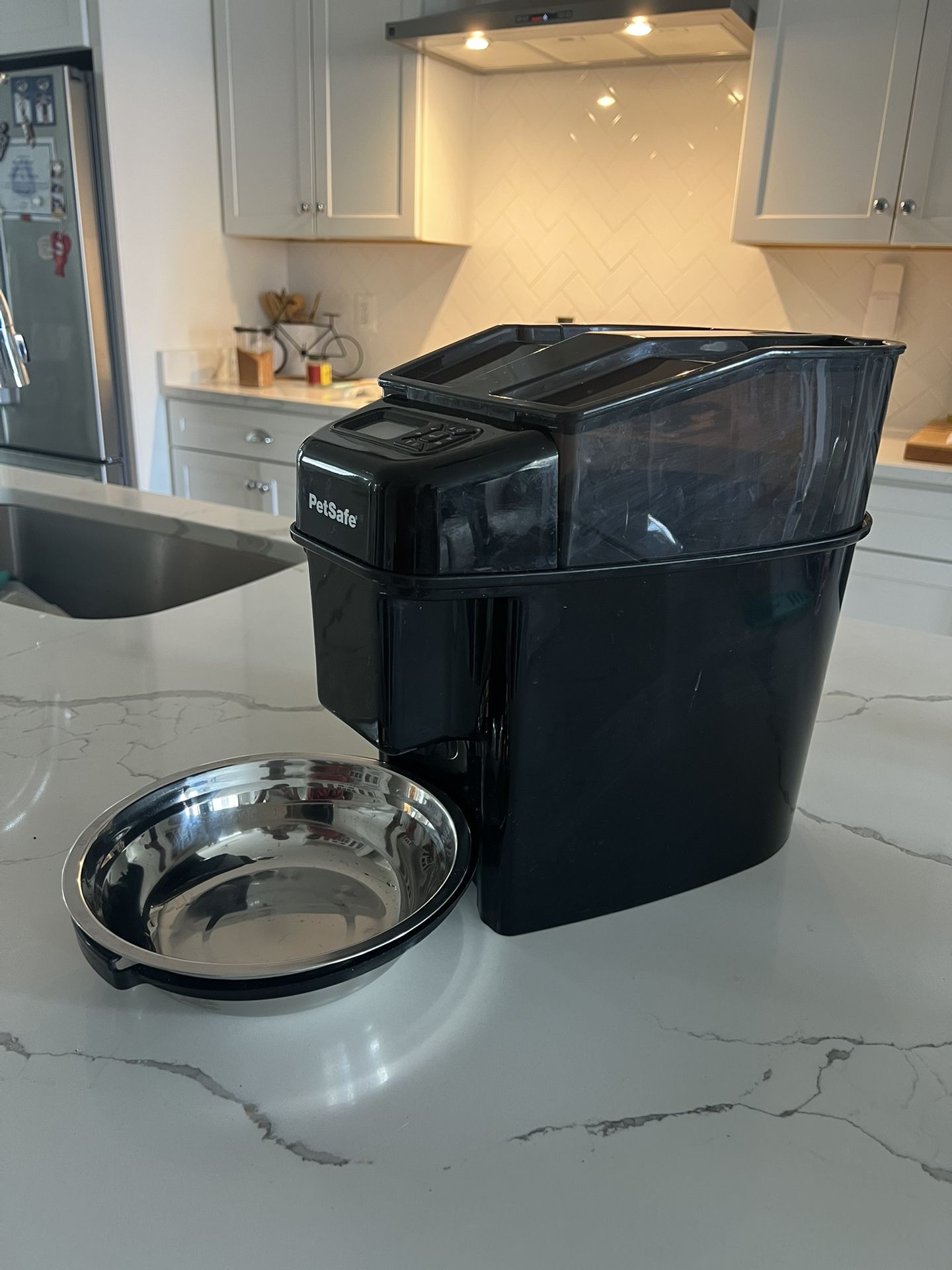 Automatic Pet Feeder