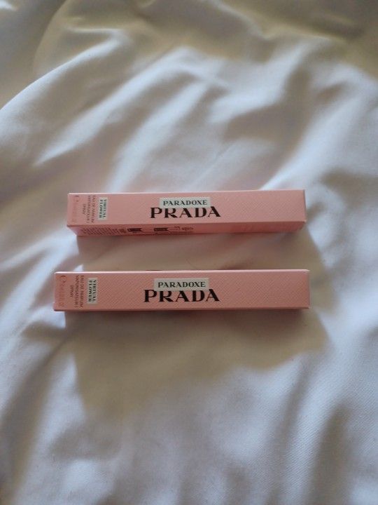 Prada Paradoxe Perfume Virtual Flower