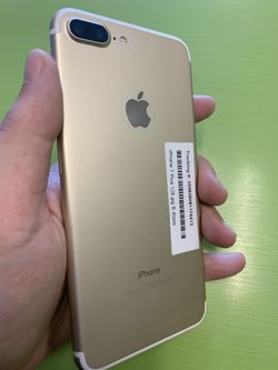 Unlocked iPhone 7+ 128gb ( marked down for software issue, read description)