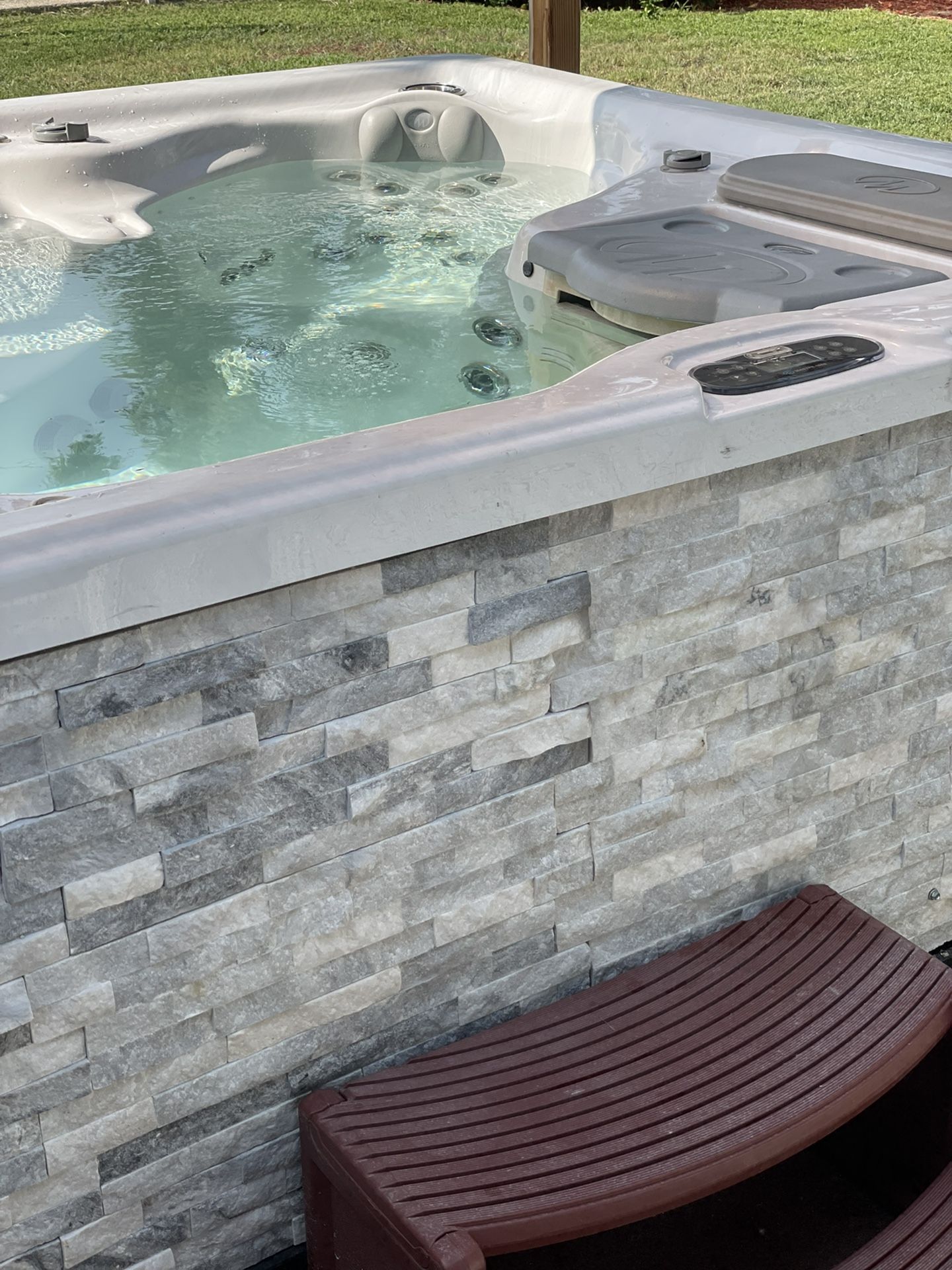 Jacuzzi Spa Rock Siding Wiring Clean & Repair