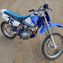 Yamaha 125 Dirt Bike 