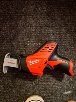 Milwaukee M12 Hackzall reciprocated saw