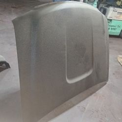 Chevy 2500 Hood 07-13 