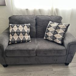 Love Couch/sofa