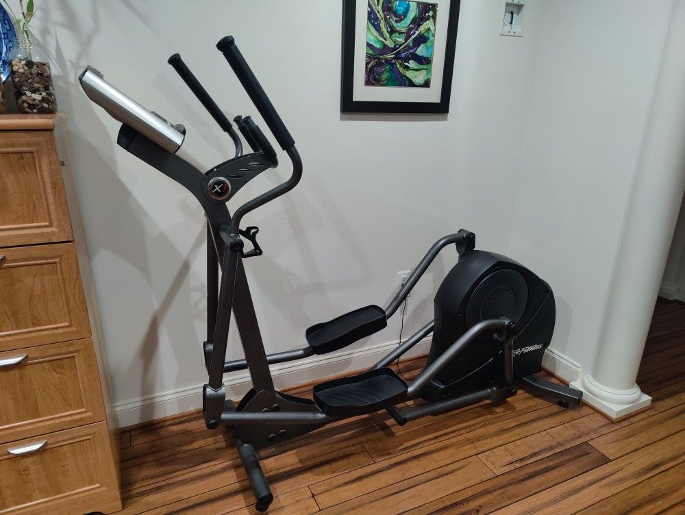 Life fitness Total Body Elliptical