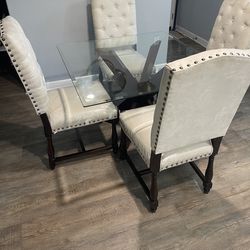 Glass Dining Table With 4 Chairs 