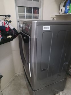 Front Load Washing Machine with Pedestal