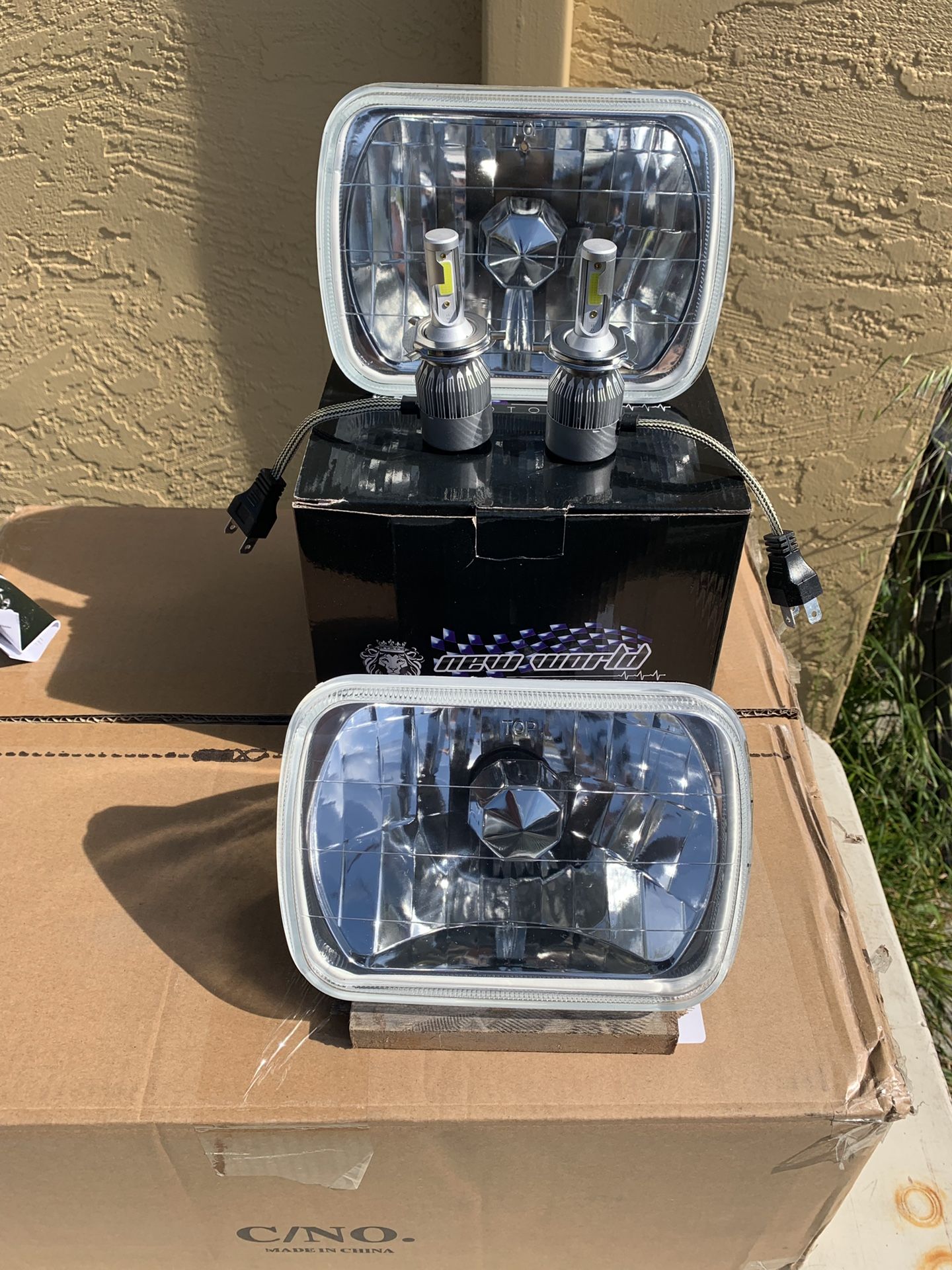 Nissan hardbody pk 87-97 new headlights
