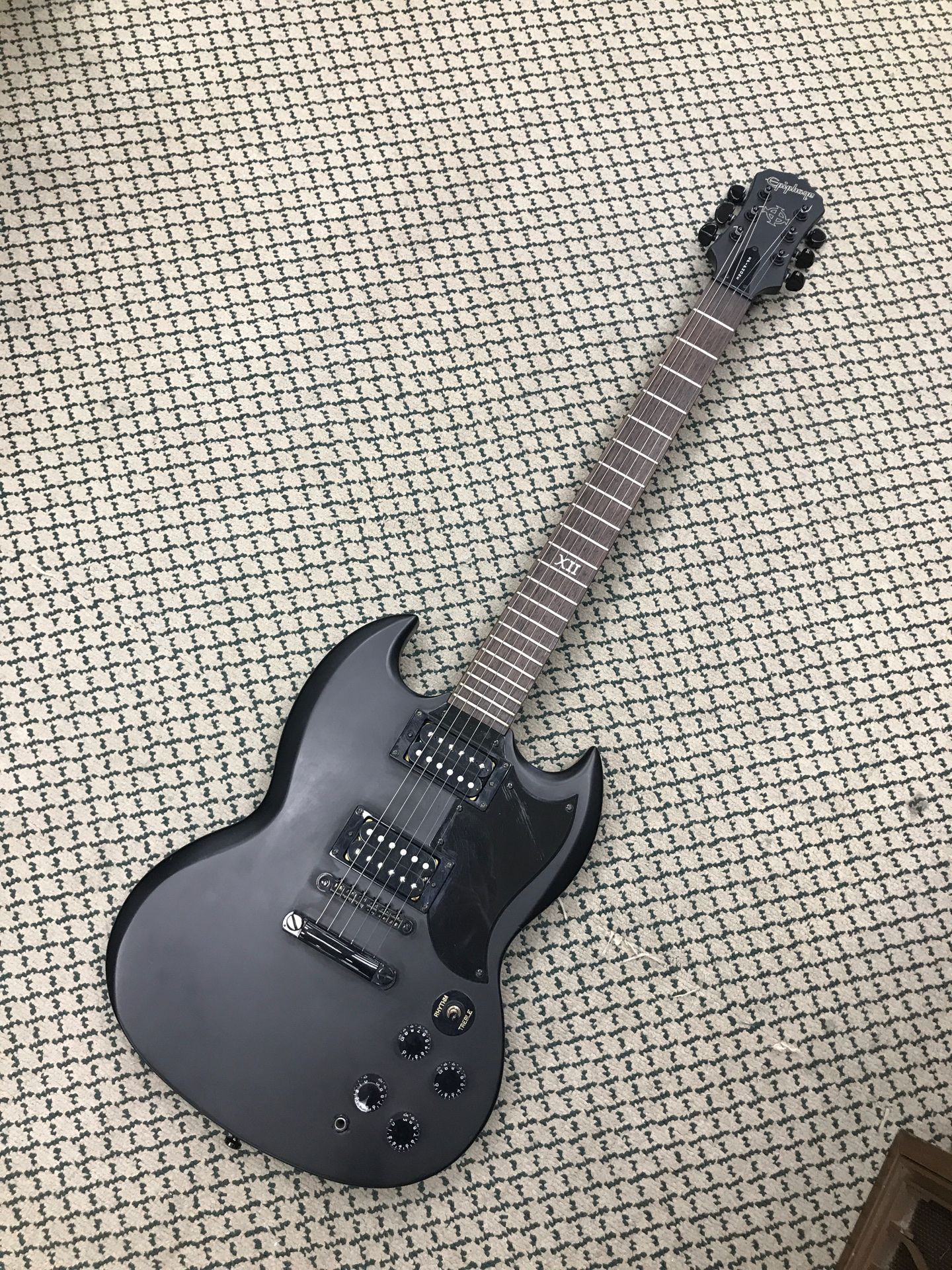 Black Goth Epiphone XII G-400 Electric Guitar