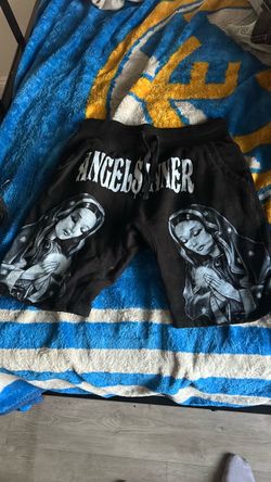 Angel sinner shorts size M