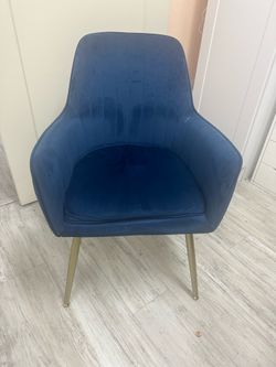 6 royal blue chairs