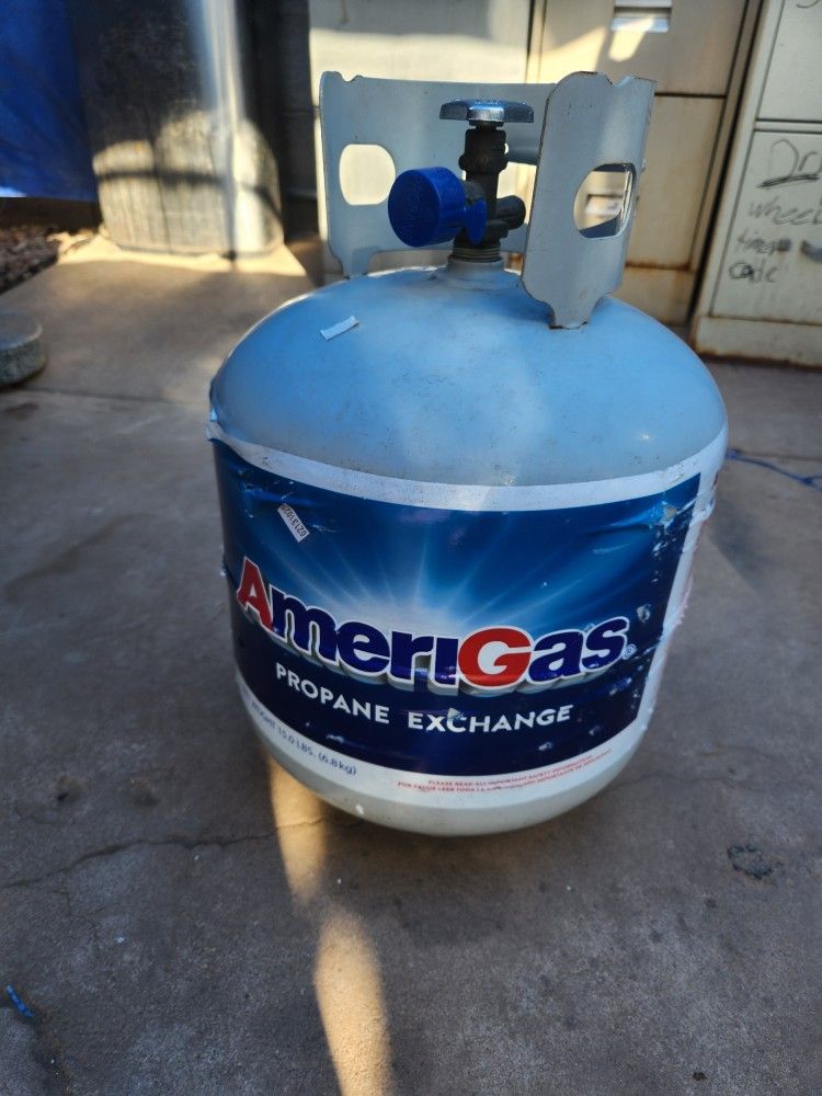 Propane Gas Tank NEW N FULL