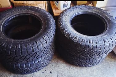 Nitto 285/70/17