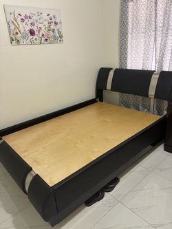 Full size bed frame
