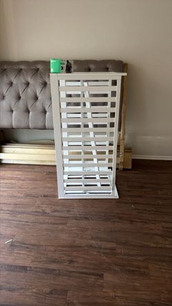 FREE!! Baby Crib No Mattress Free! Must pick up today