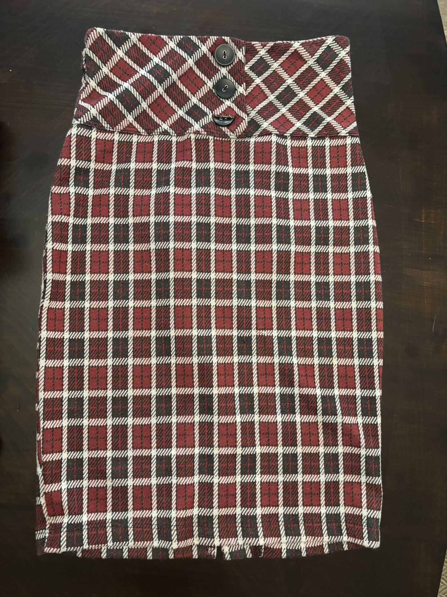 Pencil skirt size 5 stretchy fabric