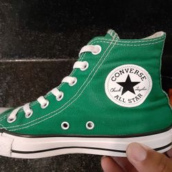 Converse womens 6.5 Good Condition