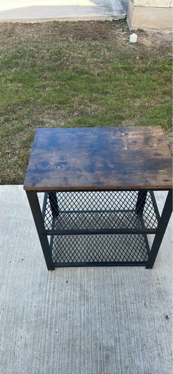 End table/shelf