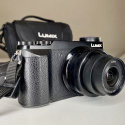 Panasonic Lumix 4K Mirrorless Camera