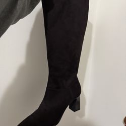 DKNY Cilli Womens Boots