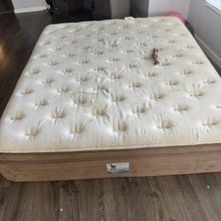 cali king mattress  50$