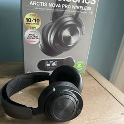 Steelseries Arctics Nova Pro Headphones 