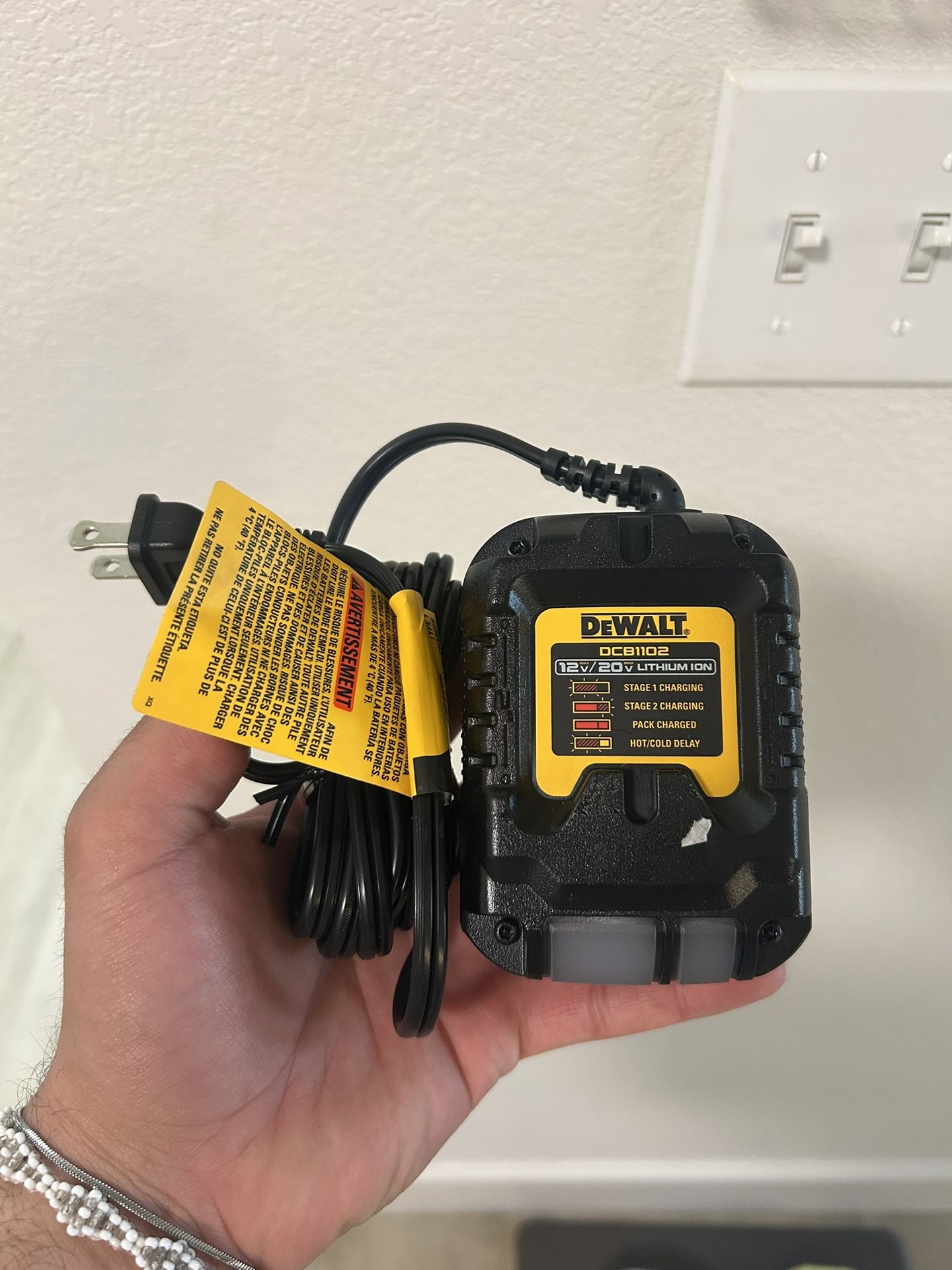 DEWALT Battery charger