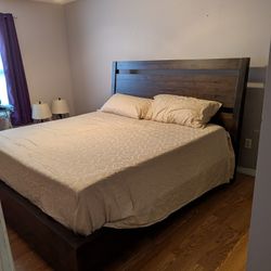 Ashley Furniture King Size Platform Bed, Foundation, And Mattress 