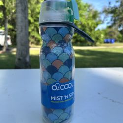 Brand New O2COOL Mist 'N Sip Misting Water Bottle 2-in-1 Mist And Sip Function With No Leak Pull Top