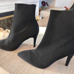 Stretchy Heel Ankle Booties.