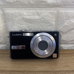 Parasonic Lumix DMC-FX7