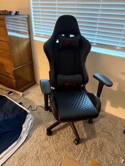 Black Racing Style Gaming Chair