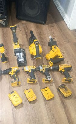 8 pcs combo DeWalt set