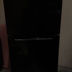 Refrigerator 10.1 Cu Ft 