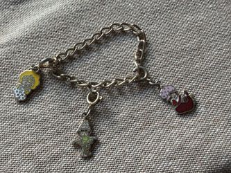 ADORABLE!!! Strawberry Shortcake character charm bracelet with three authentic charms !