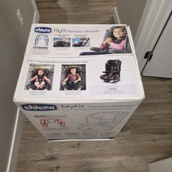 Chicco MyFit Harness+Booster (New)