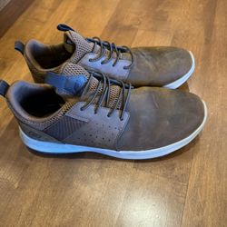 Men’s Skechers Classic Fit  Leather Sneakers Shipping Available 