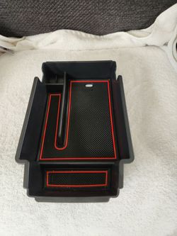 Console tray for 2024 Chevy Blazer