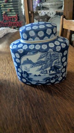 Chinese ginger jar