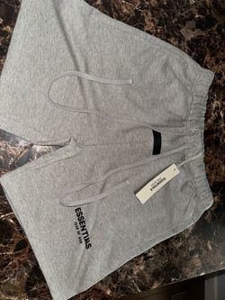 Essential shorts deep oat