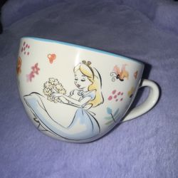 Alice in Wonderland Tea Set