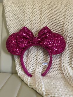 Tokyo Disney Resort Hot Pink Sequin Minnie Mouse Ears ✨