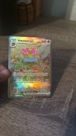 Selling my Venusaur ex 151 set
