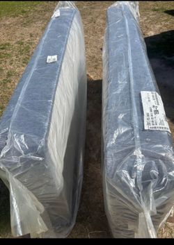 Brand New Twin Box Springs – Still in Plastic